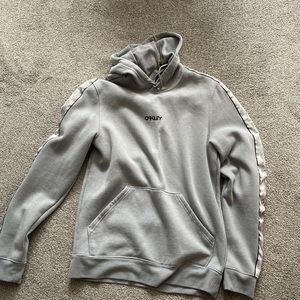 Oakley size Small hoodie
